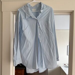 Aritzia Light Blue Women's Button Down Shirt